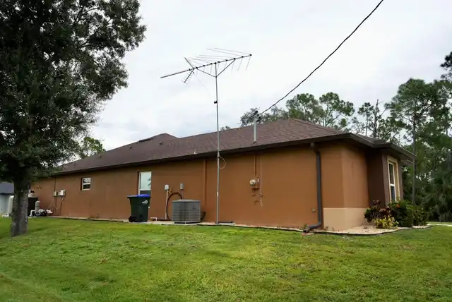 Listing Photo 6