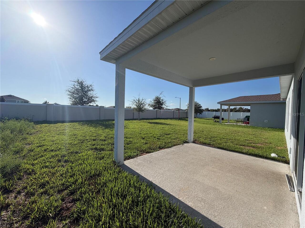 Listing Photo 11