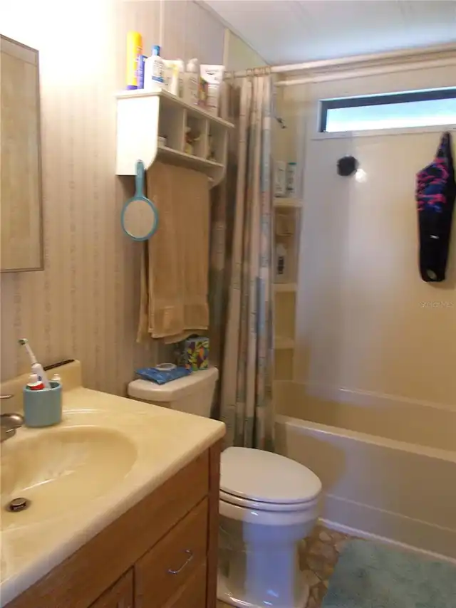 Listing Photo 18