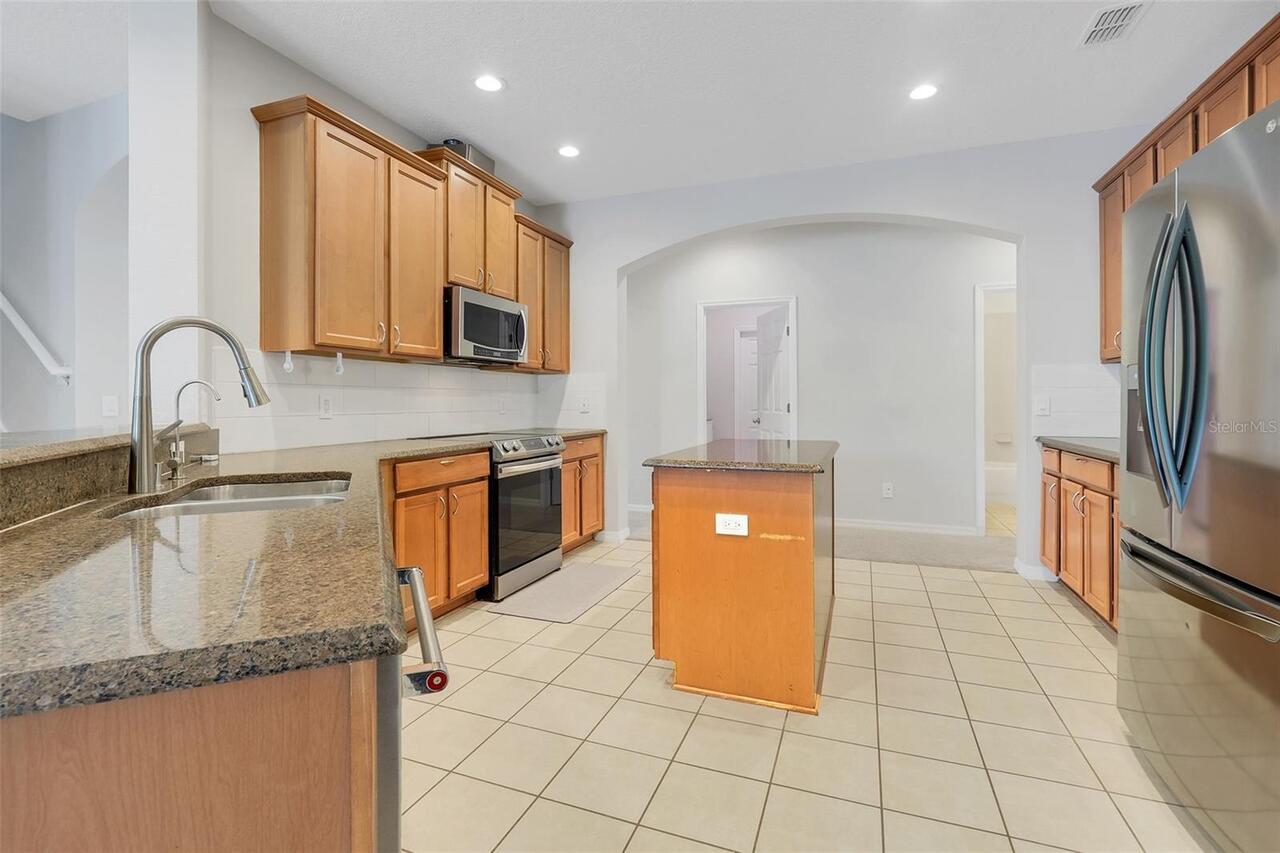 Listing Photo 8