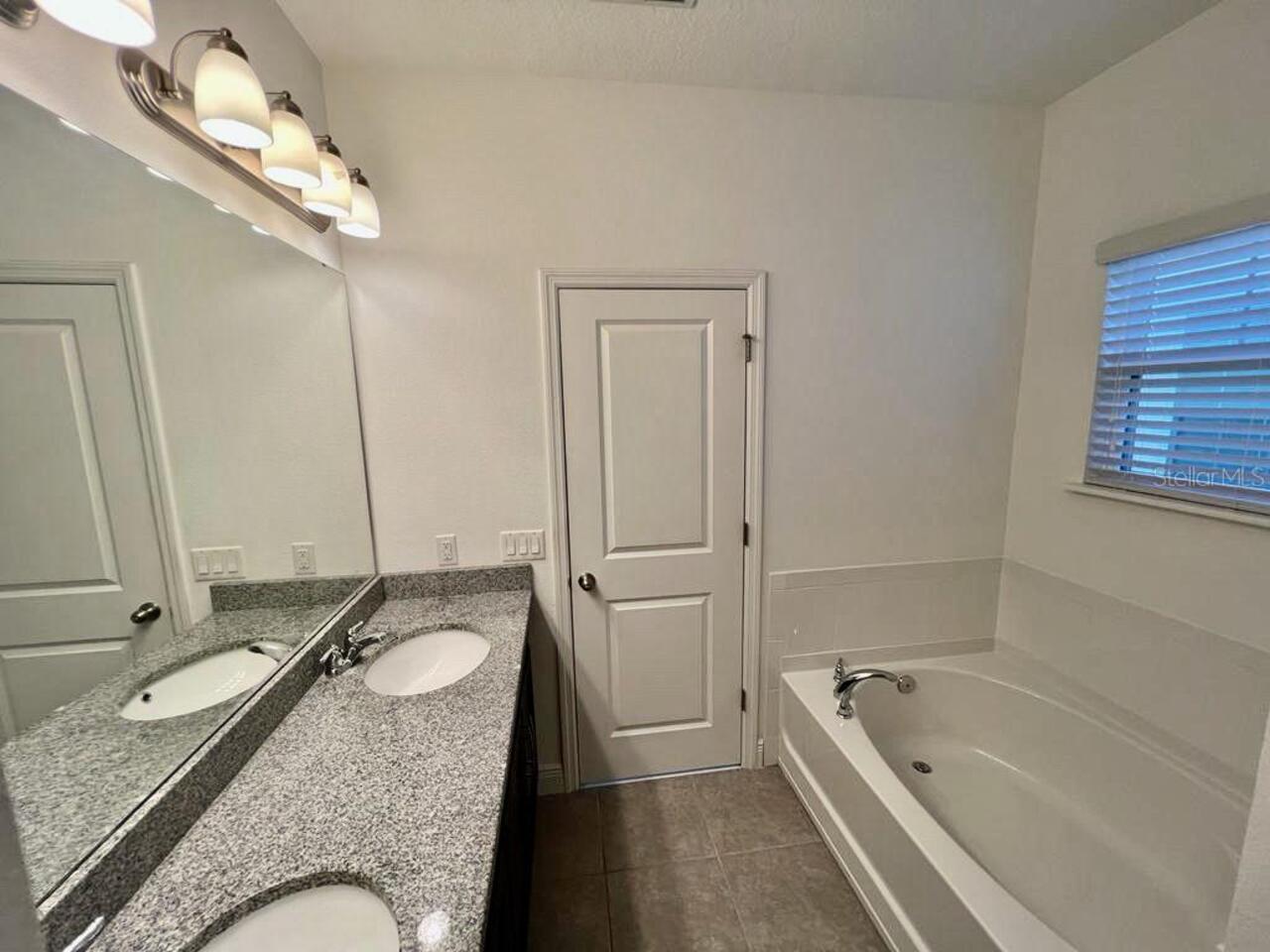 Listing Photo 13