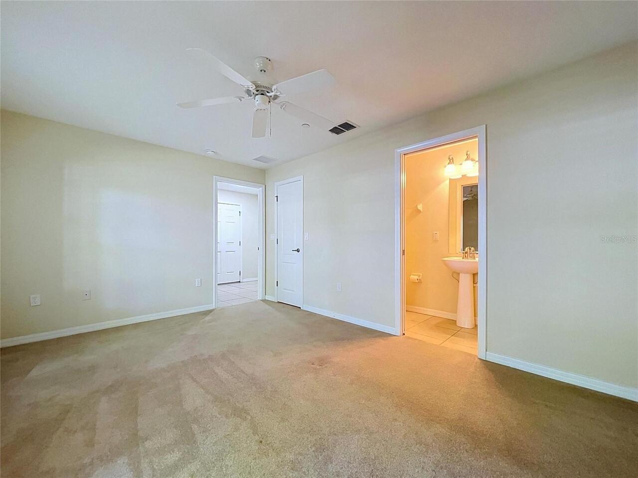 Listing Photo 14