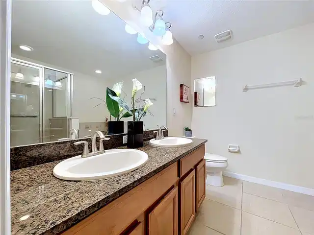 Listing Photo 38