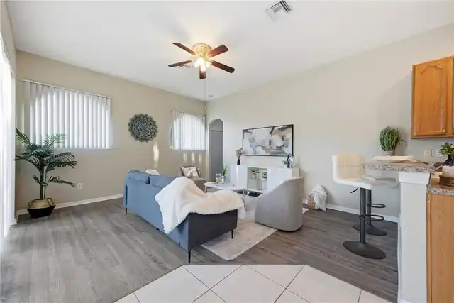 Listing Photo 6