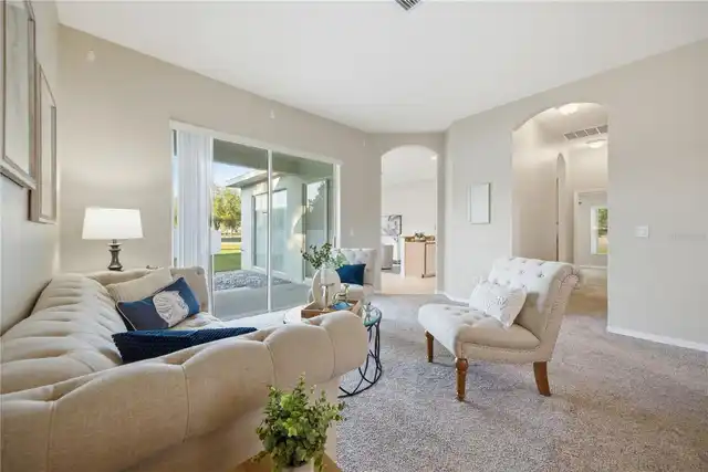 Listing Photo 12