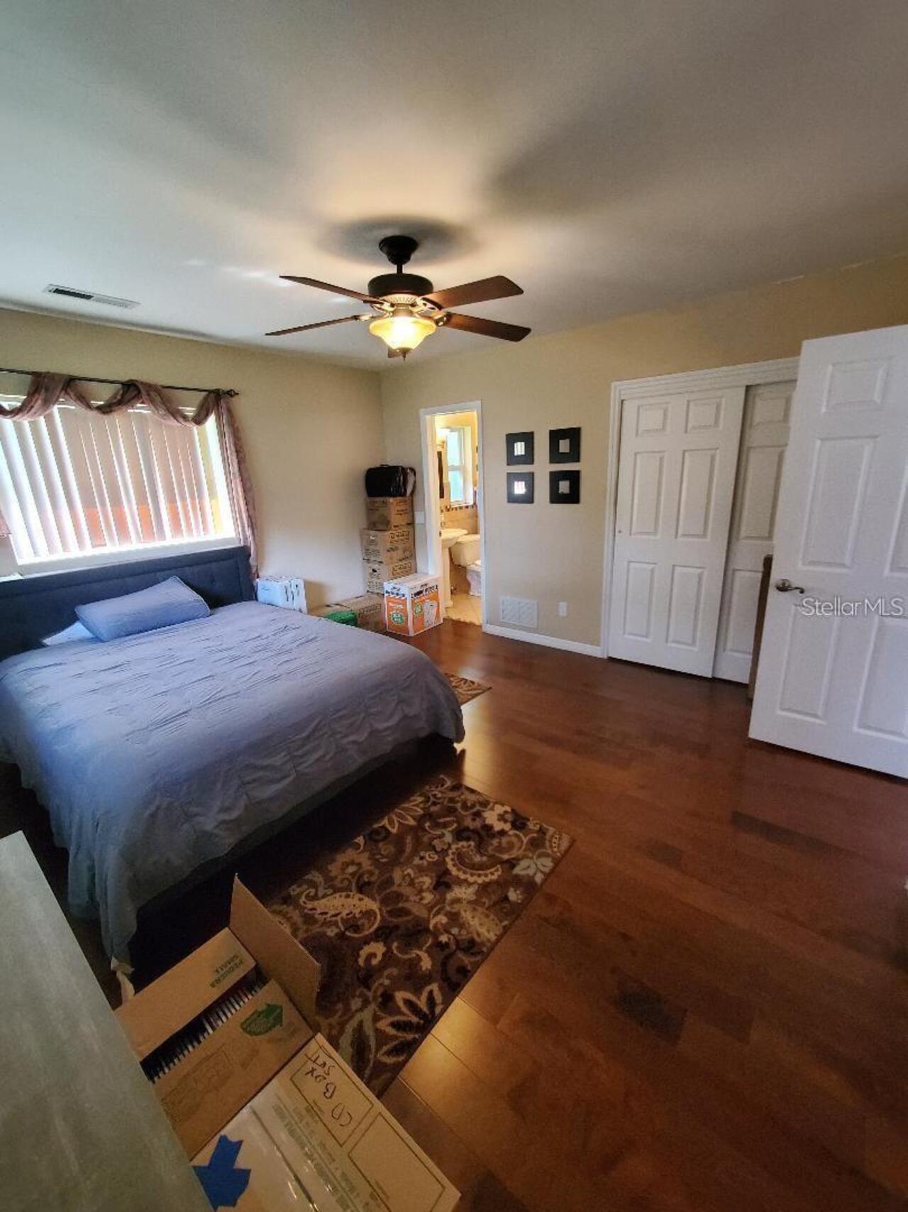 Listing Photo 12