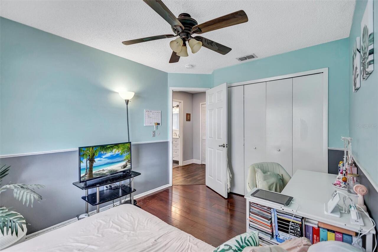 Listing Photo 32