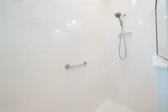Listing Photo 20
