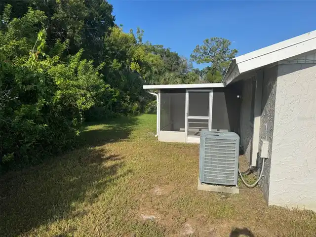 Listing Photo 9
