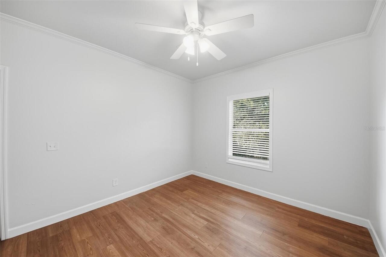 Listing Photo 23