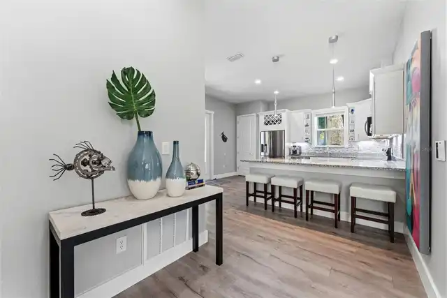 Listing Photo 9