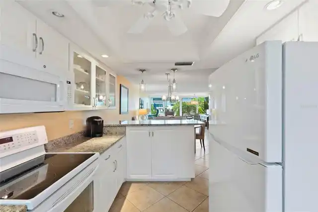 Listing Photo 14