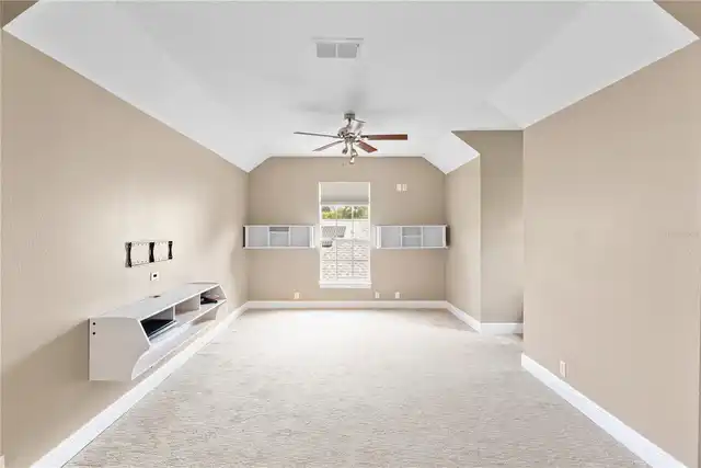 Listing Photo 37