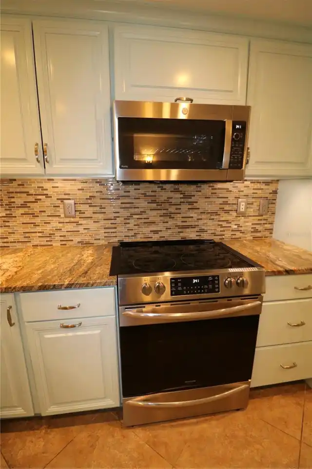 Listing Photo 25