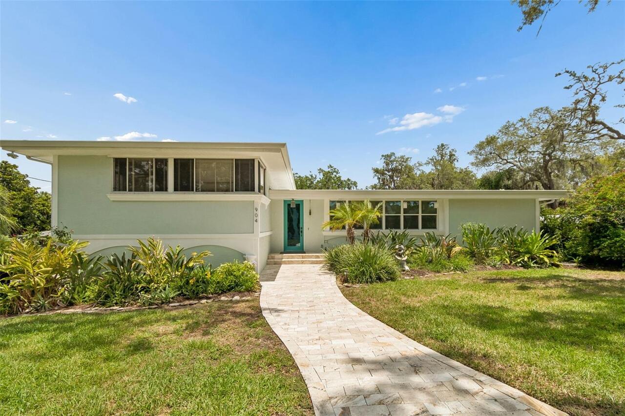 Tarpon Springs Real Estate