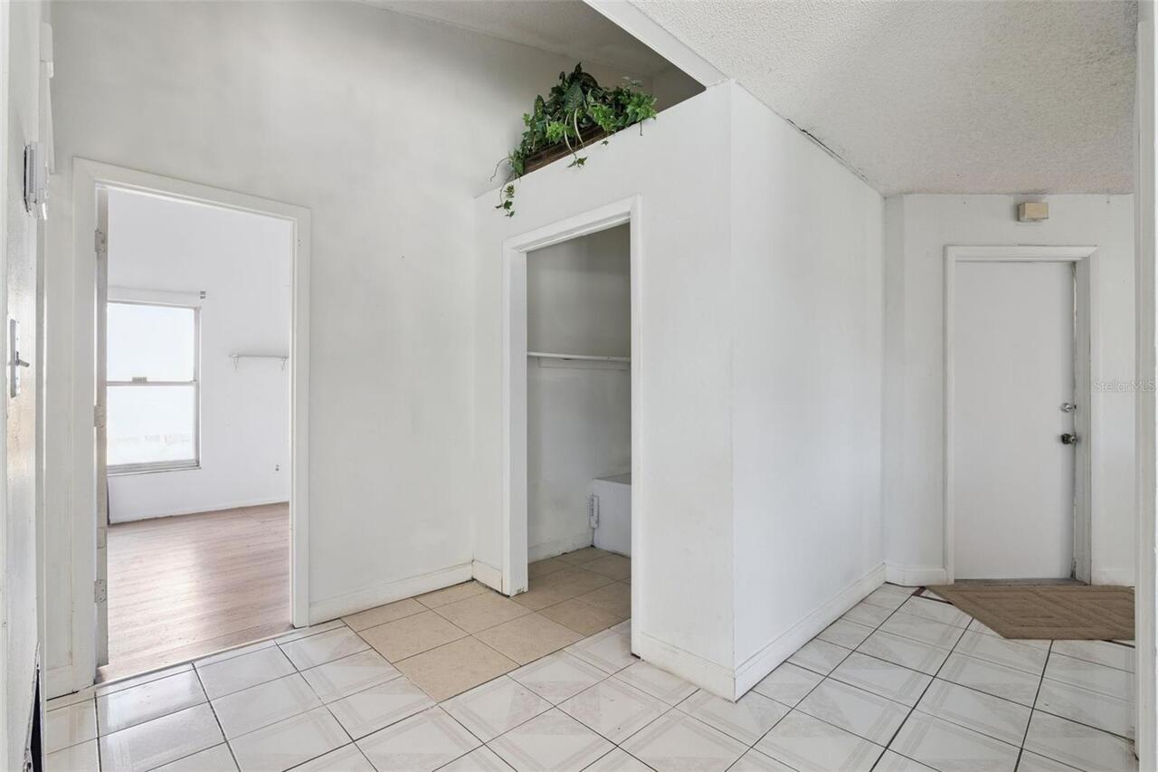 Listing Photo 14