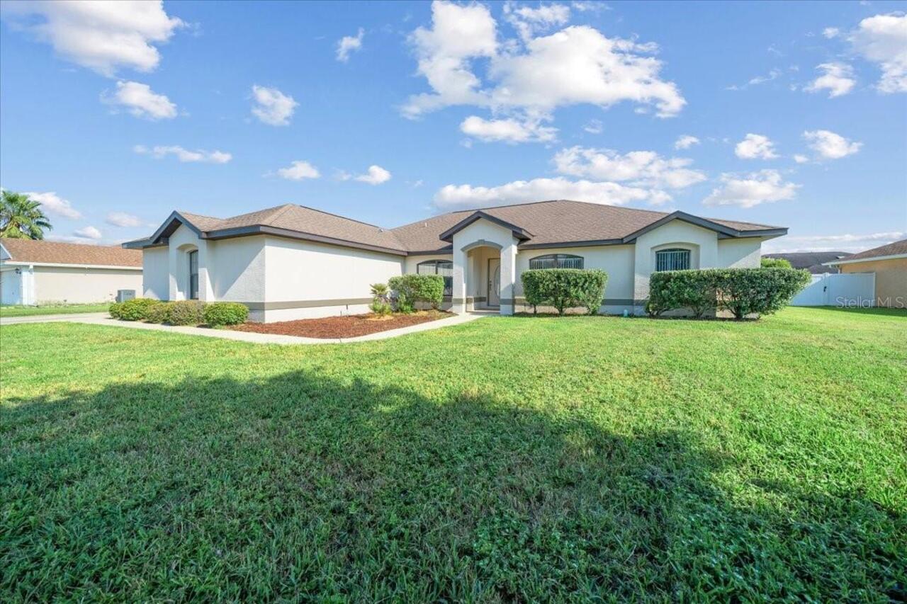 Listing Photo 1
