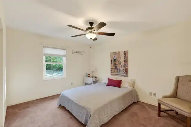 Listing Photo 15