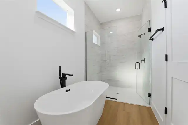Listing Photo 22