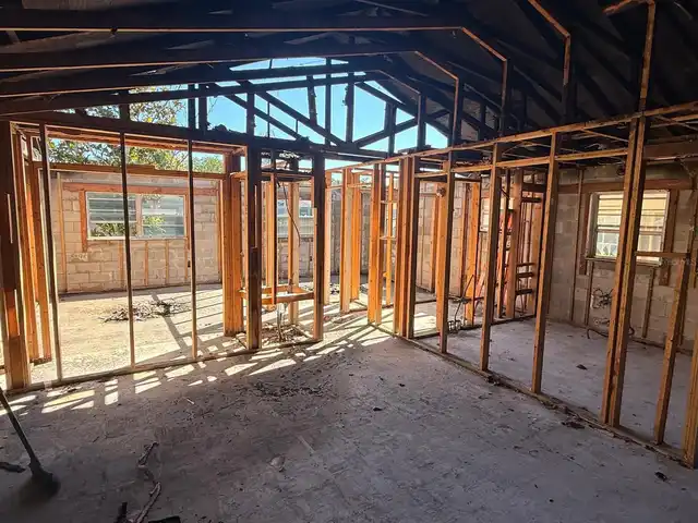 Listing Photo 7