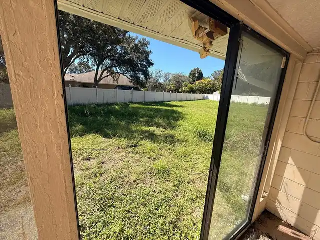 Listing Photo 9