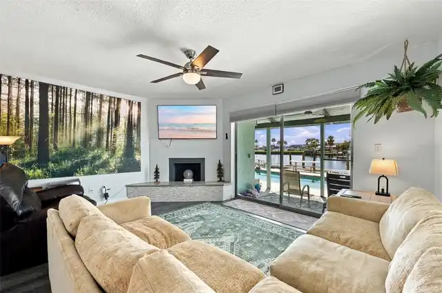 Listing Photo 19