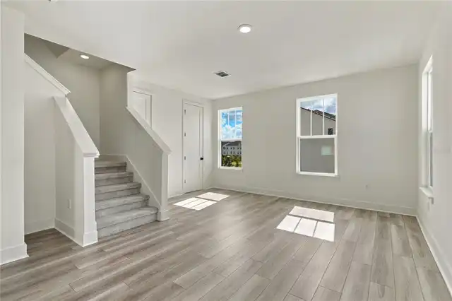 Listing Photo 9