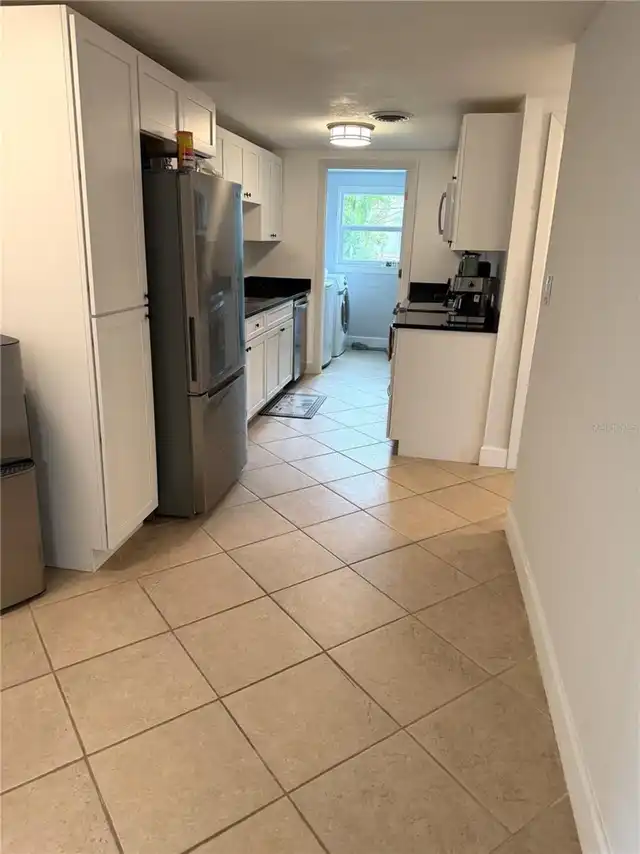 Listing Photo 11