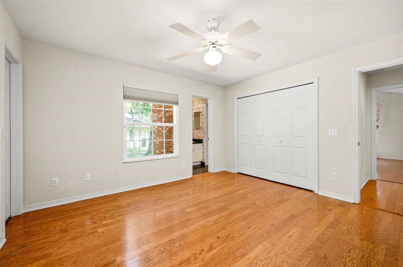 Listing Photo 38