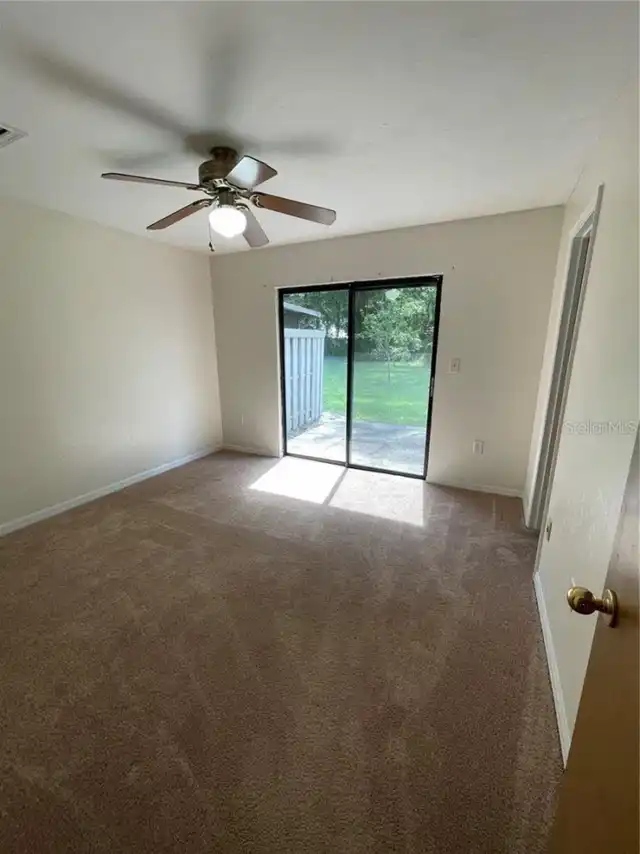 Listing Photo 8