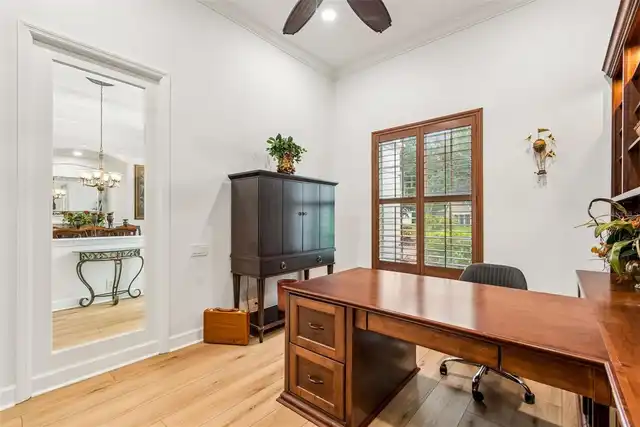 Listing Photo 15