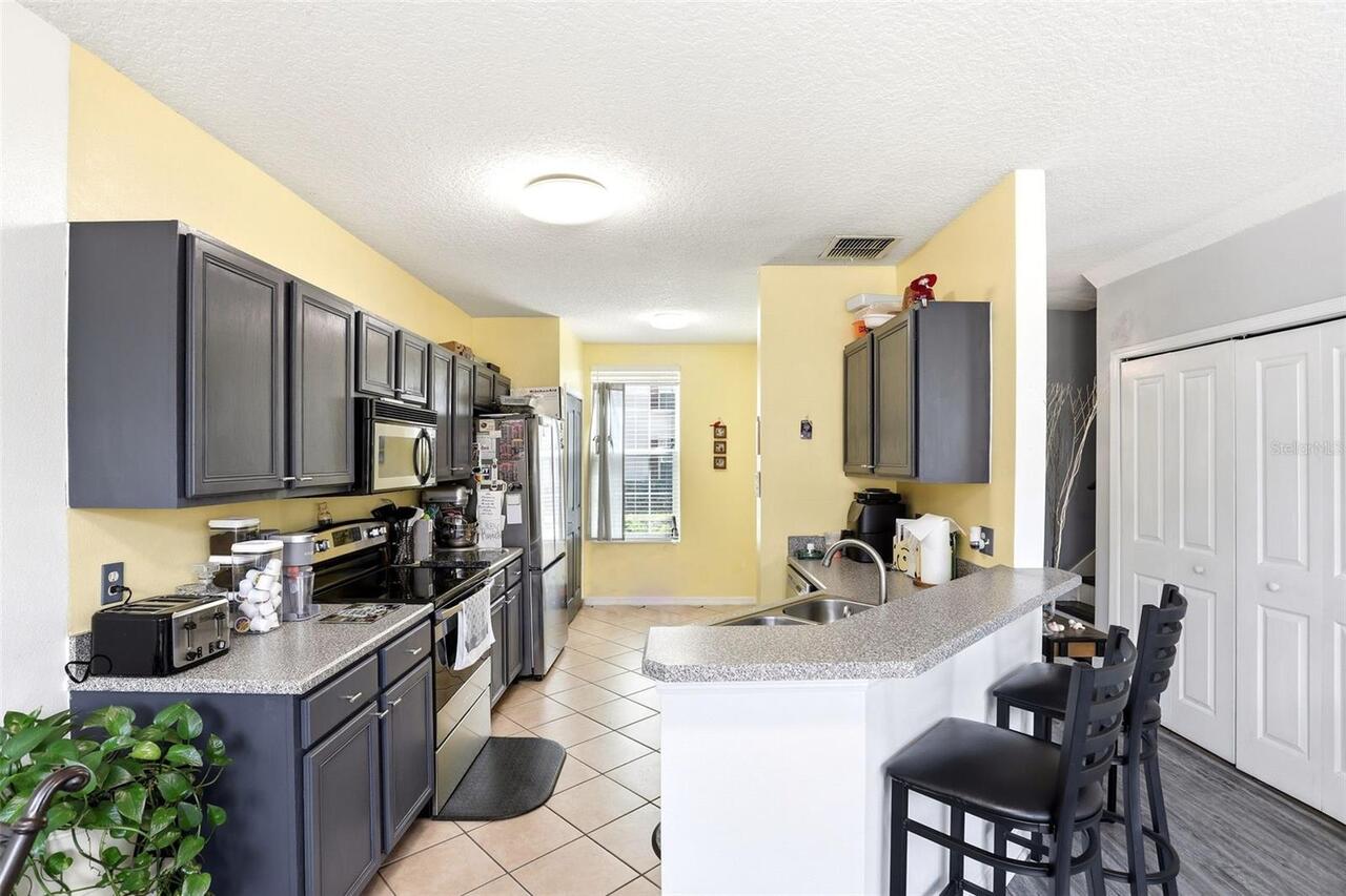 Listing Photo 9