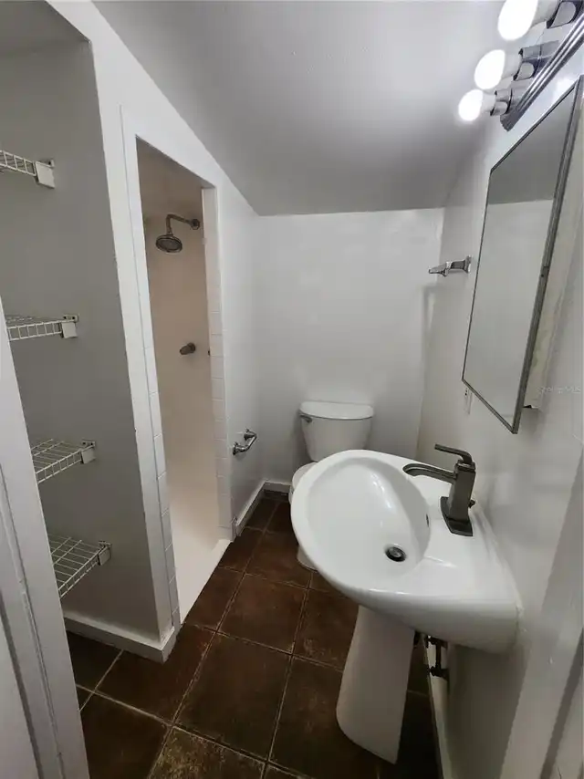 Listing Photo 7