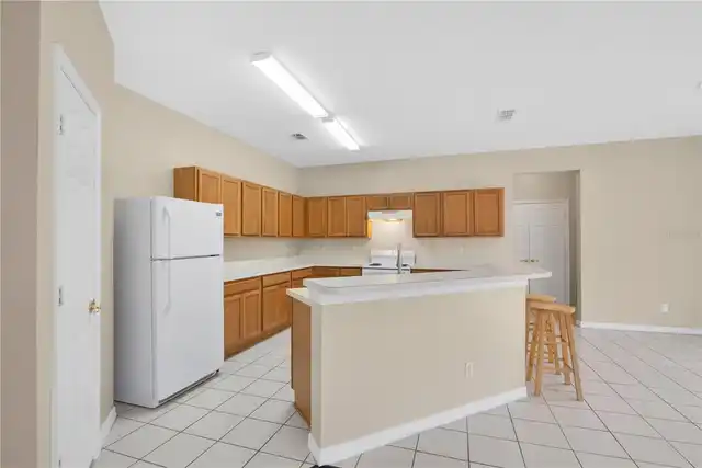 Listing Photo 9