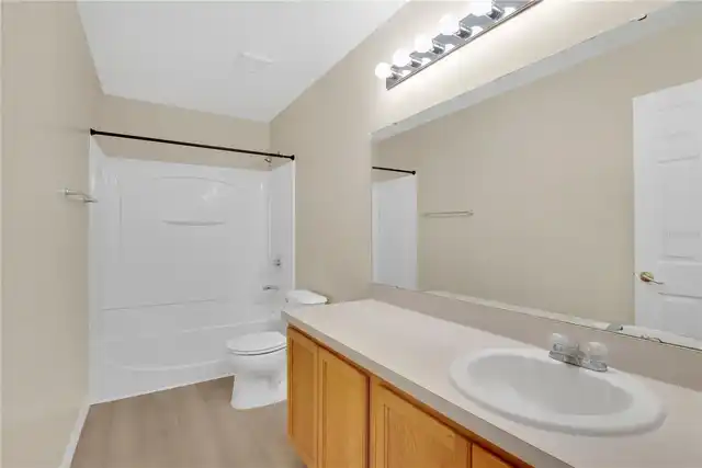 Listing Photo 20