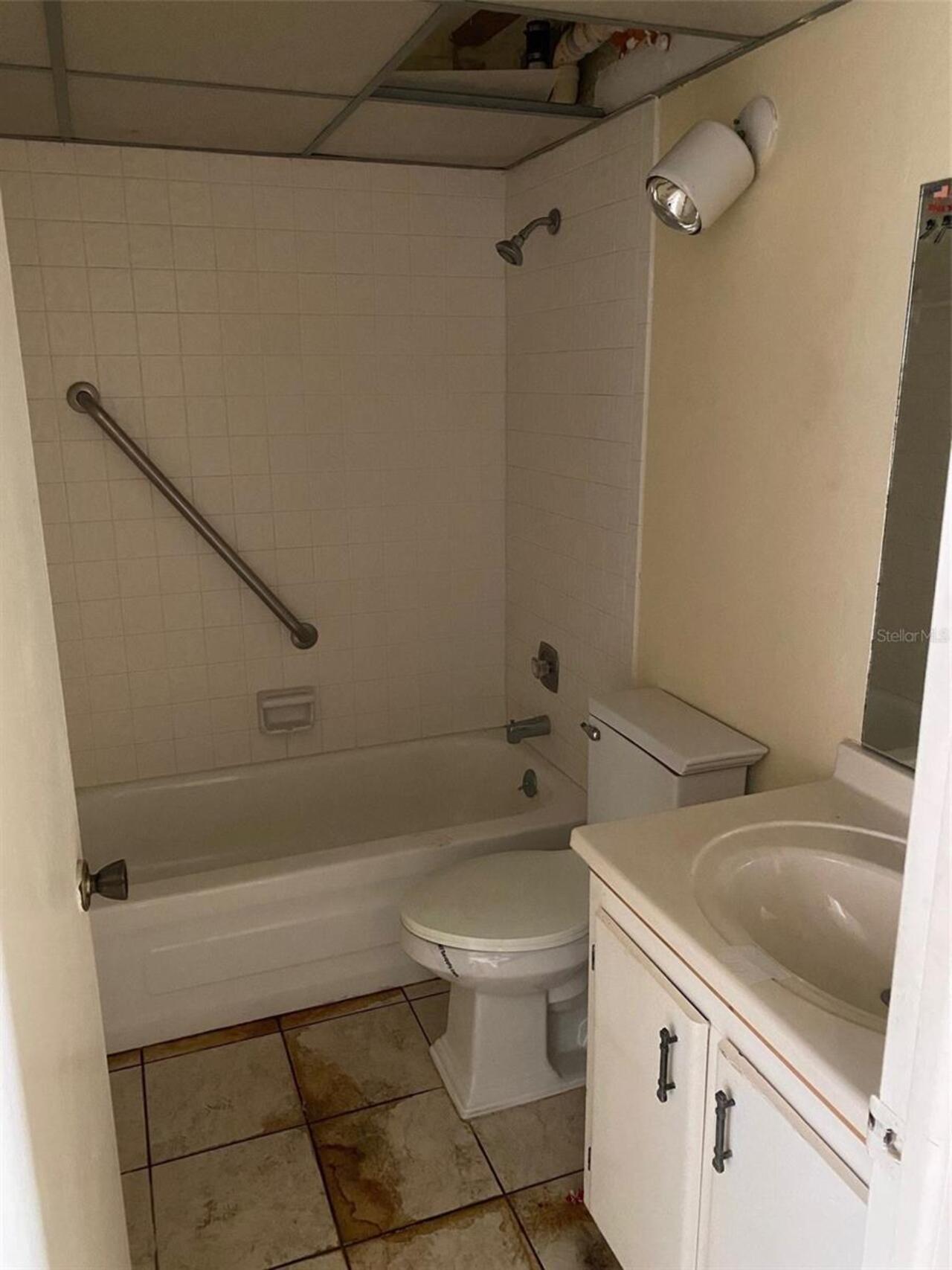 Listing Photo 10