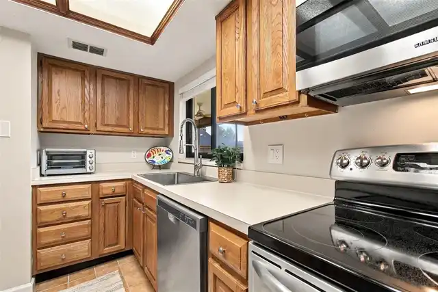Listing Photo 25