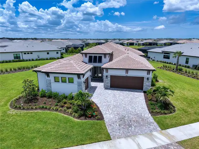 Sarasota Real Estate