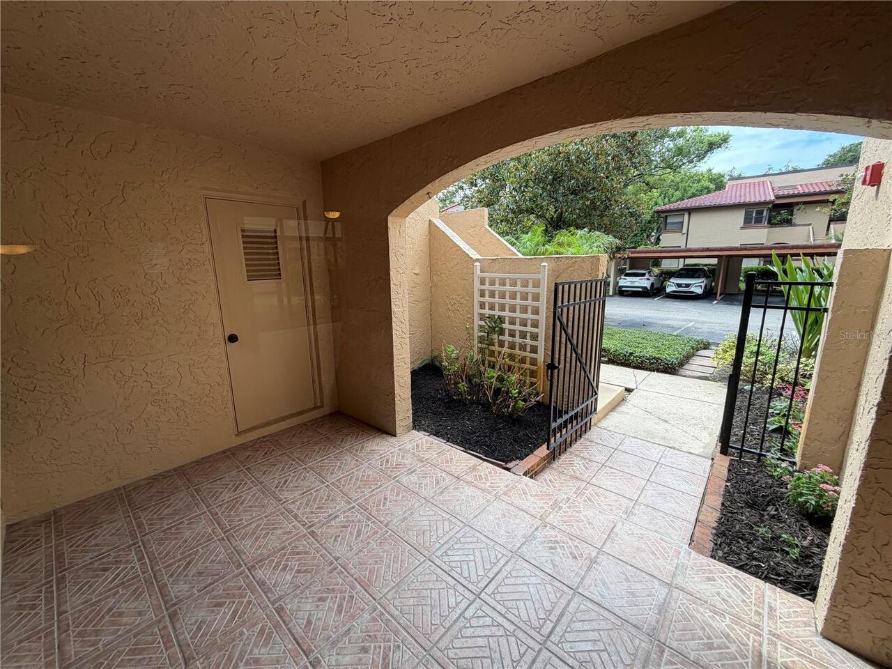 Listing Photo 18