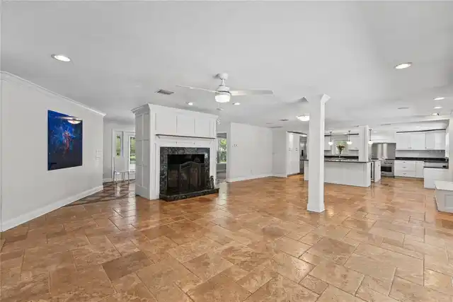 Listing Photo 15