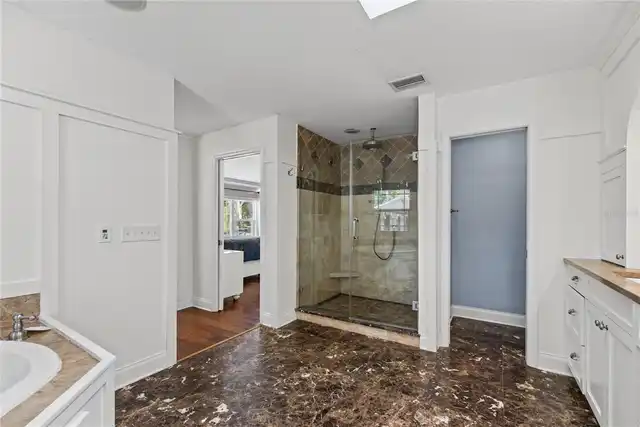 Listing Photo 42