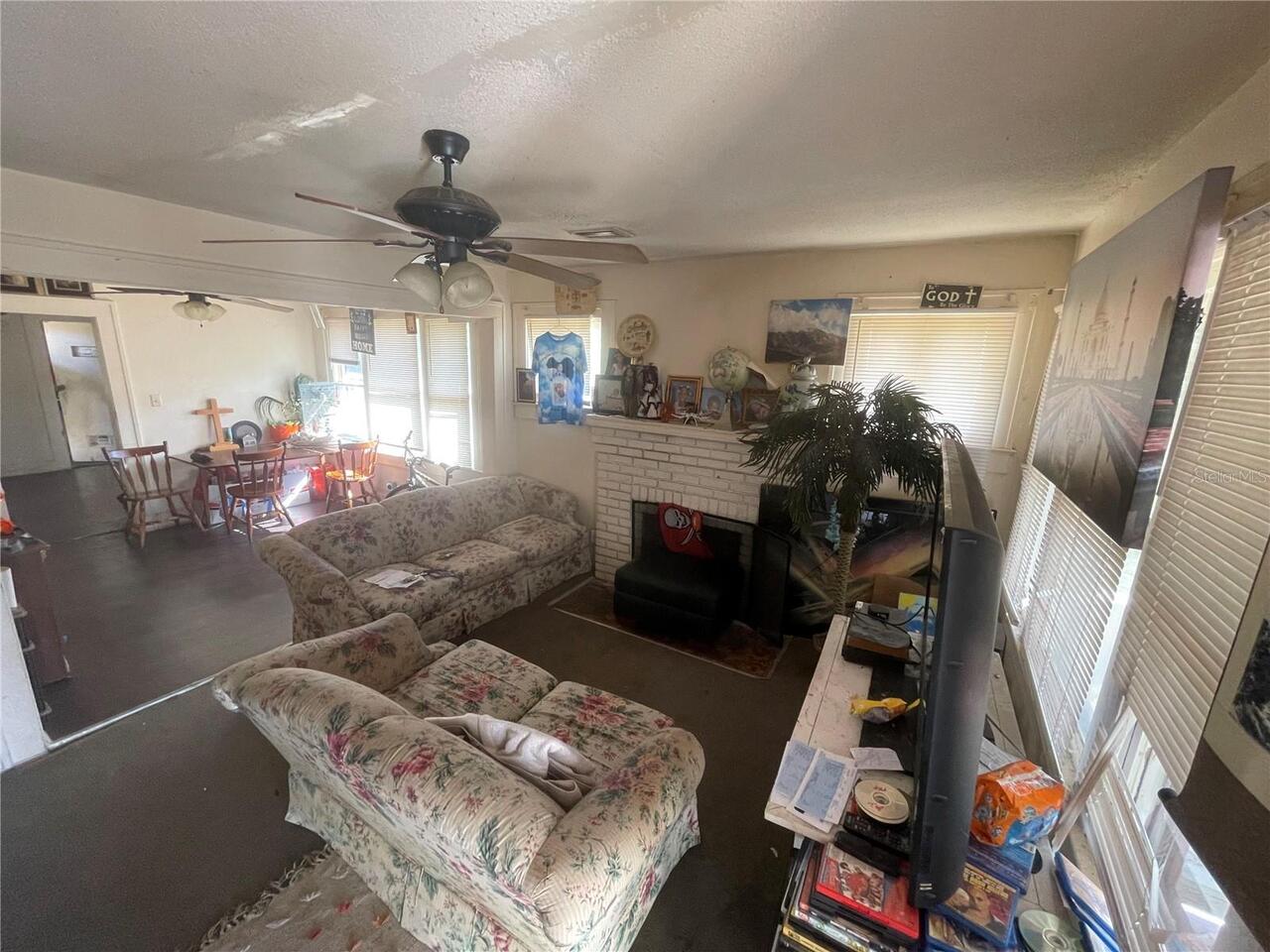 Listing Photo 5