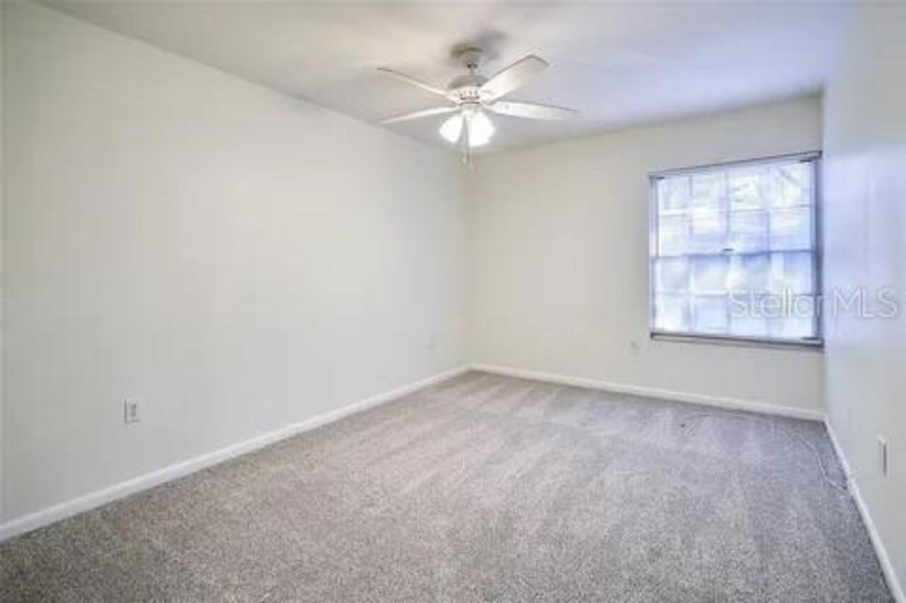 Listing Photo 12