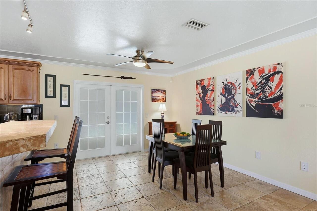 Listing Photo 9