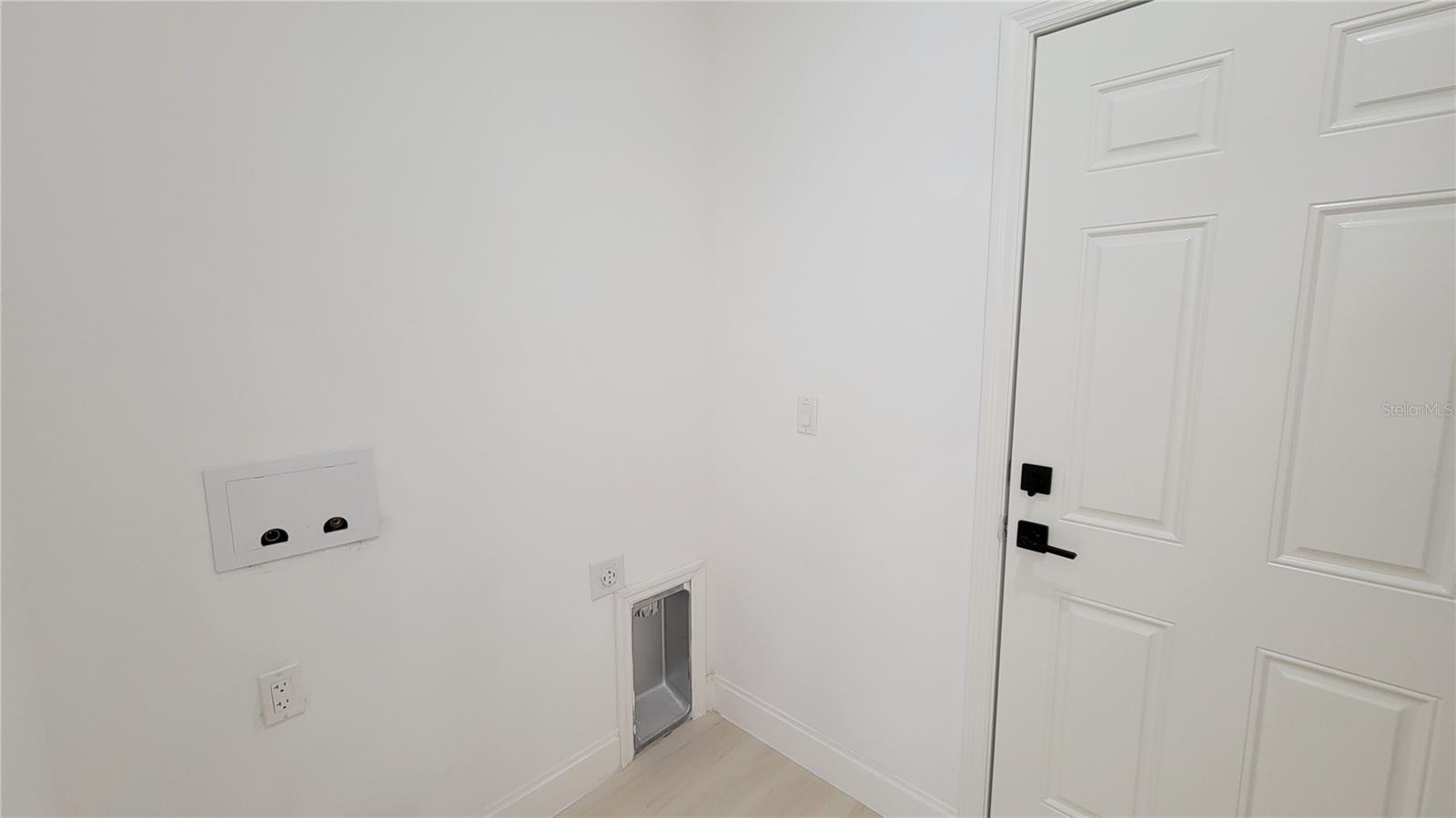Listing Photo 16