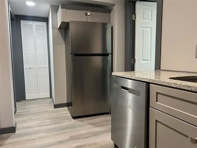 Listing Photo 18