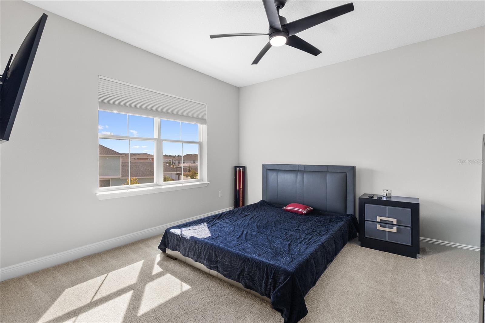 Listing Photo 33
