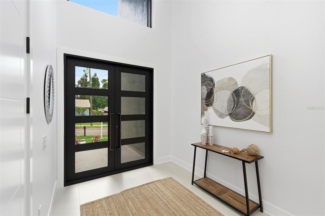 Listing Photo 9