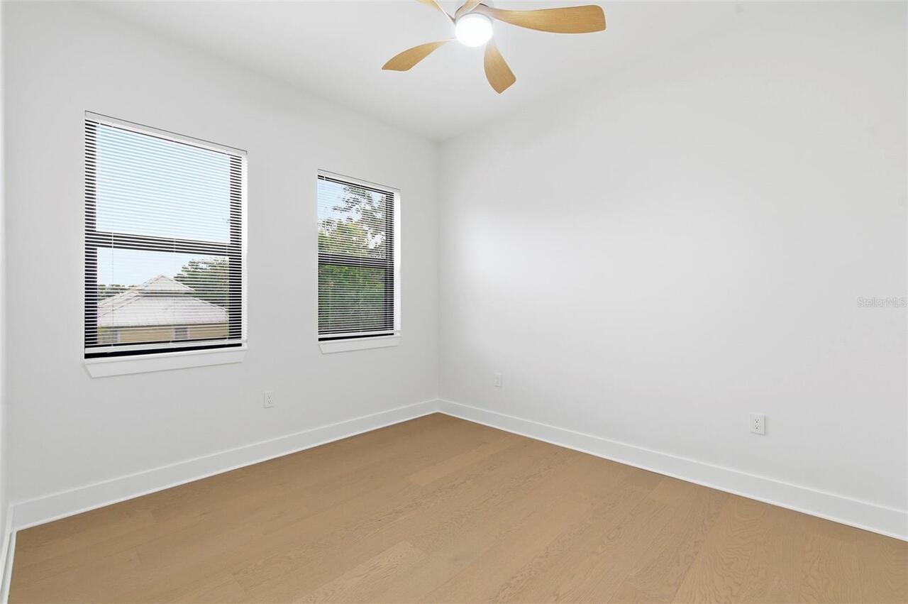 Listing Photo 43