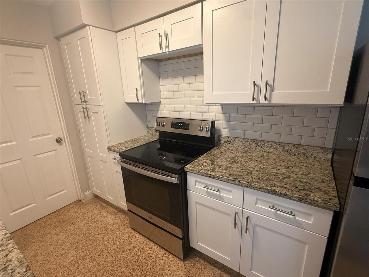 Listing Photo 14